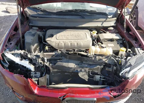 2019 Jeep Cherokee Latitude Fwd from USA, damaged, VIN 1C4PJLCB9KD290292